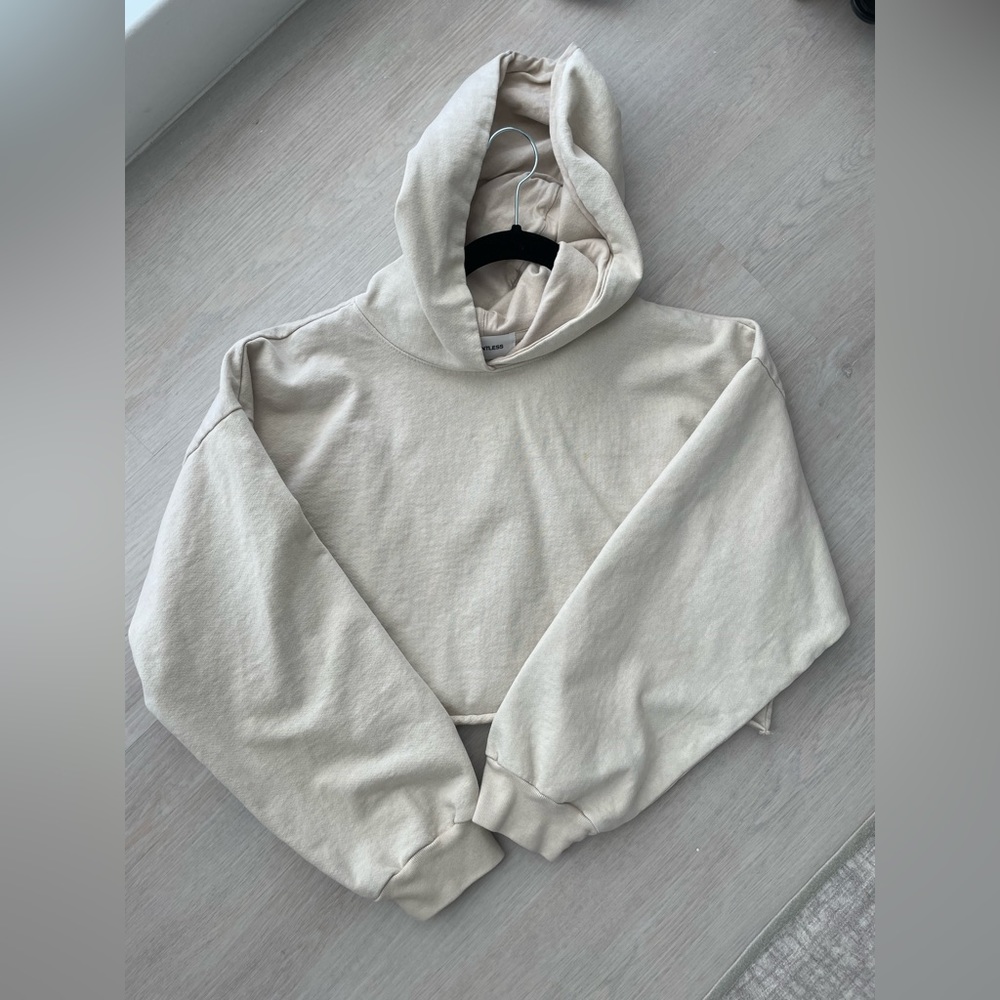 Talentless heavyweight cropped hoodie in bone in XS/S